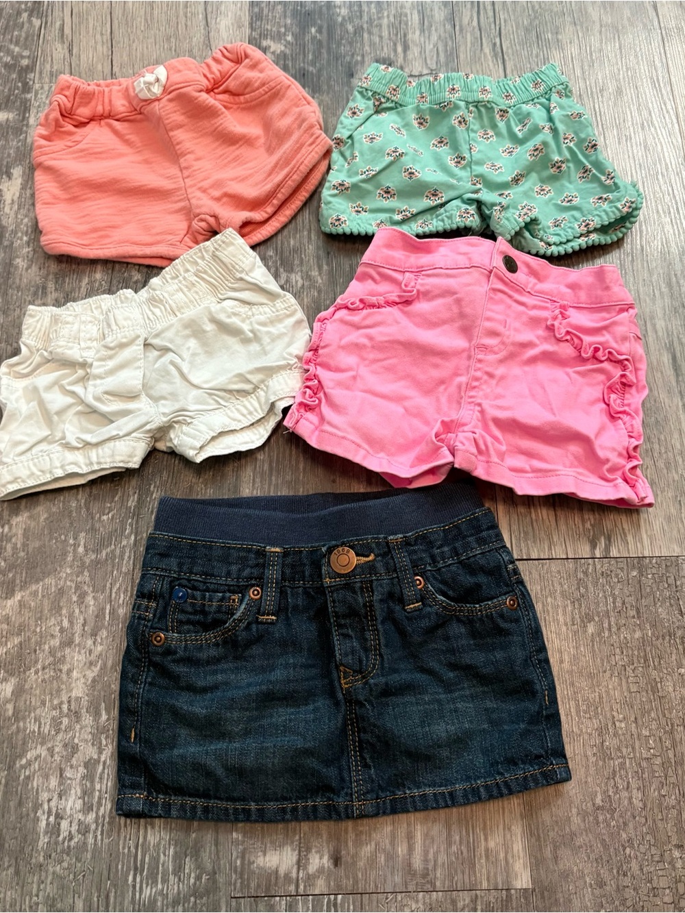 Bundle of Infant Girls 6 Month Shorts & Skirt